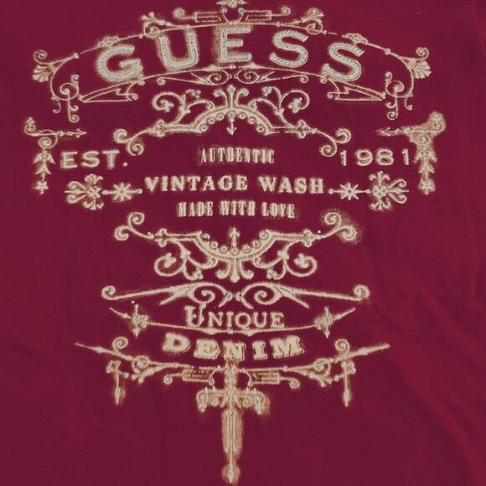 True Vintage Y2K Guess Graphic Print Tee Shirt - Picture 7 of 16